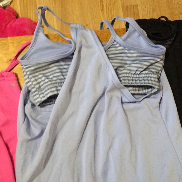 Three champion shirts - Picture 3 of 8